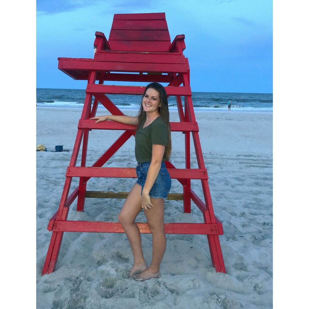 Meet your Posher, Julia